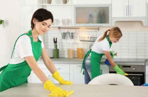 家政行業(yè)月薪上萬的困境 供需失衡背后的深層癥結